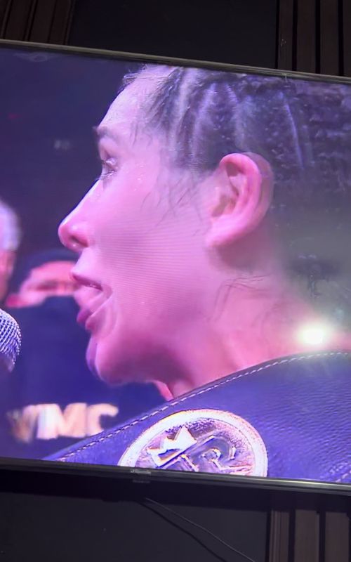 #marcelamistral mi jefe llorando por ti confiamos en ti y lo demostraste esoooo 😎😎😎😎 #la 