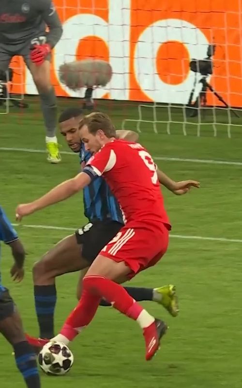 If football is art, this is a masterpiece 🌟 #UCL #BayernvsAtalanta #Kane 