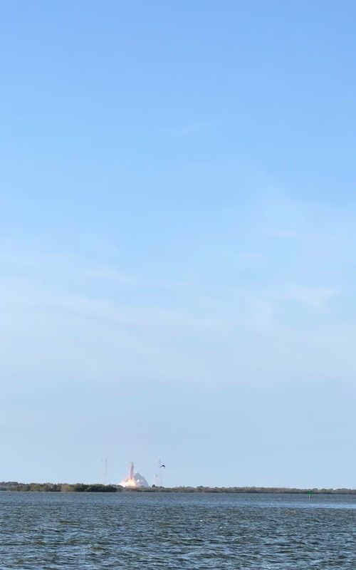 Artemis II - Launch to the Moon 🚀 #kennedyspacecenter #artemis #rocketlaunch #capecanaveralfl 