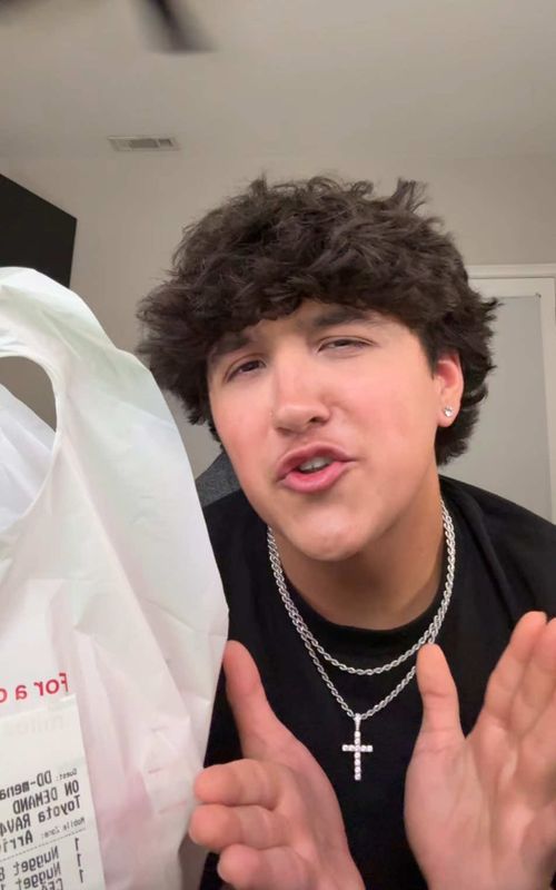 @mena.lux.delamatyr thanks! #chickfila #mukbang #ykklips 