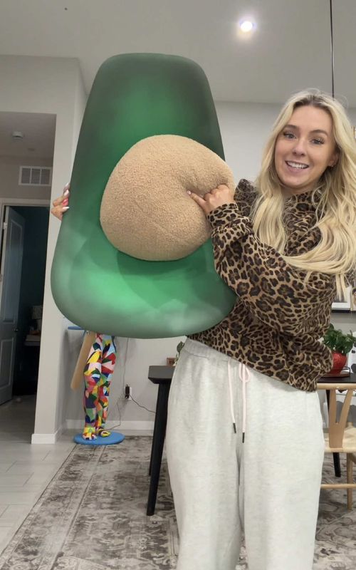 More garbage 🥰🥑🪑 #DIY #craft #painting turning trash into an avocado chair