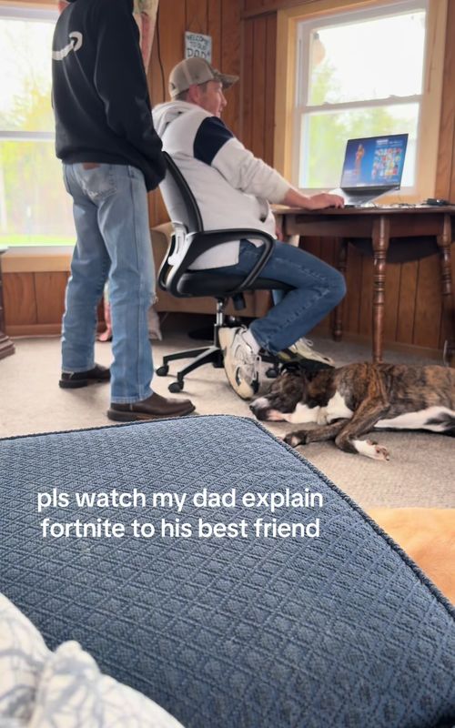 mind u we just taught him how to play in january #fortnite #gaming #dadsoftiktok #gametok #funny 