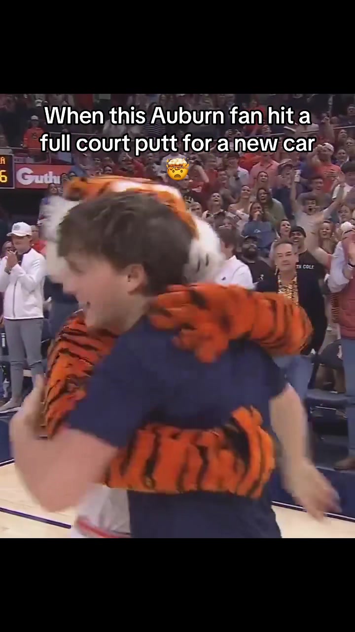 Literally impossible 😳 #auburn #golf #car #crazy 