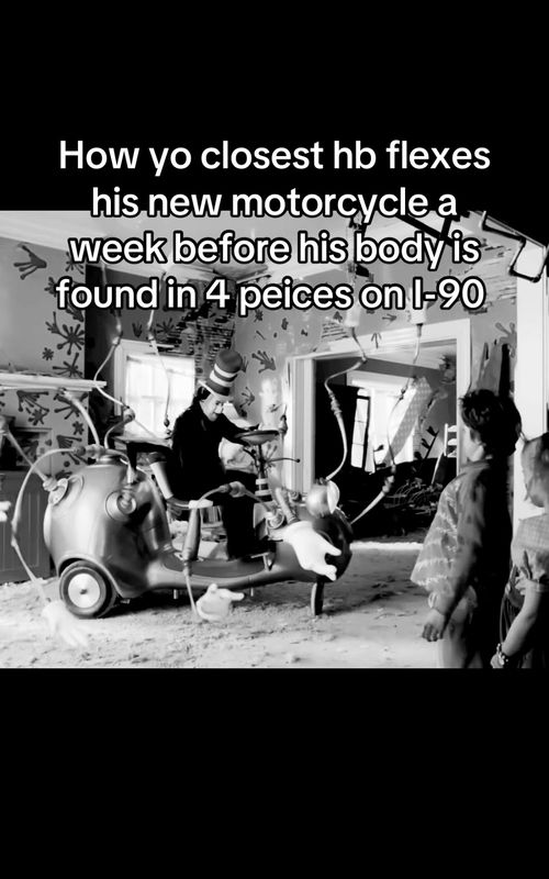 #relatable #motorcycle #funny #horror #catinthehat 